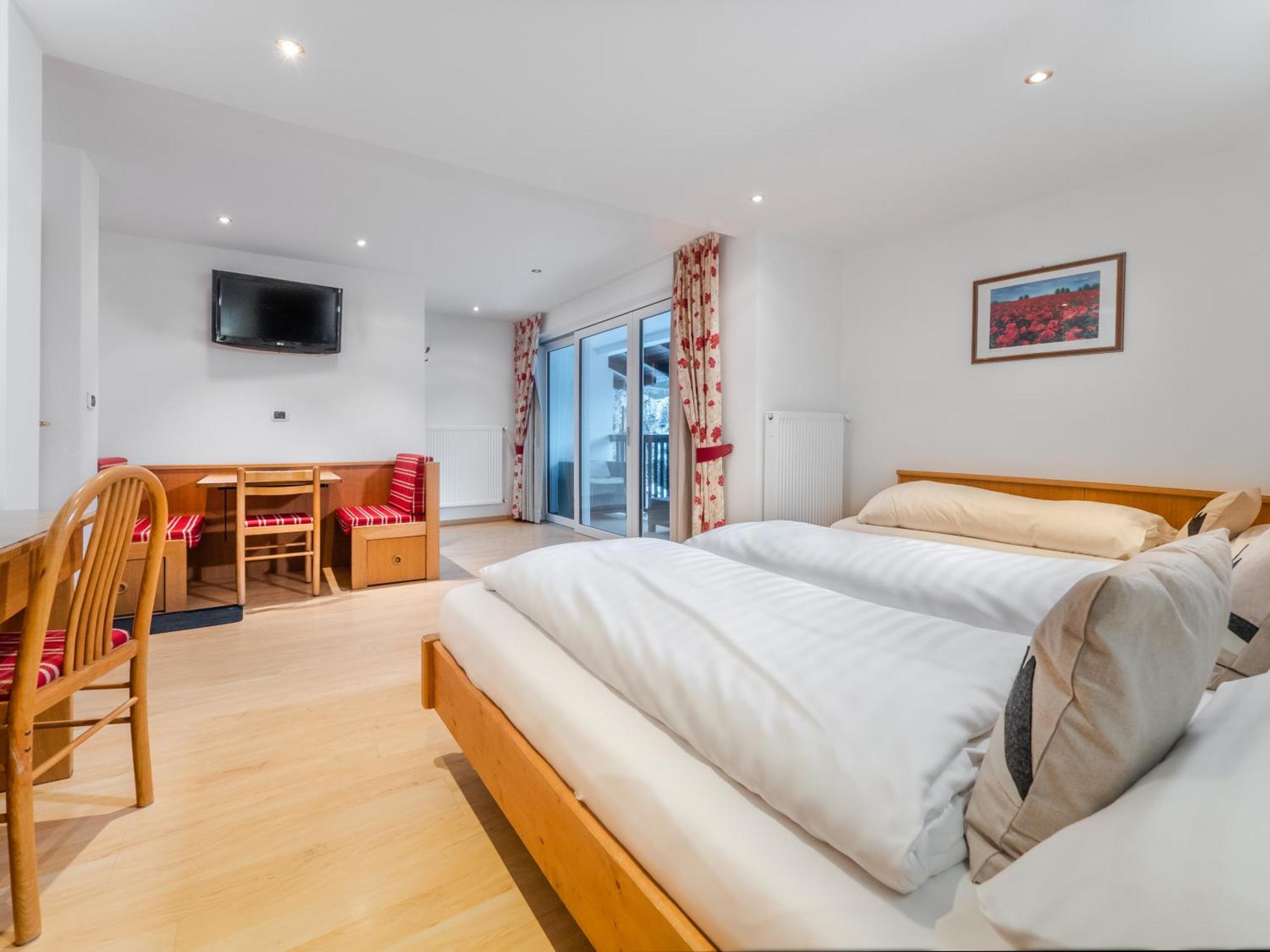 B&B Marina Contacless Check In Santa Cristina Val Gardena Esterno foto